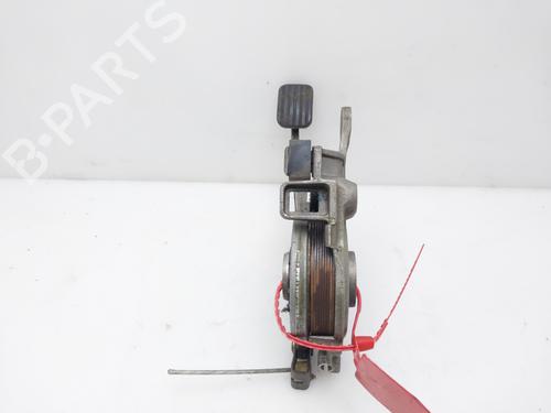 Used Hand brake MERCEDES-BENZ C-CLASS (W202) C 200 CDI (202.134) (102 hp) 17721291