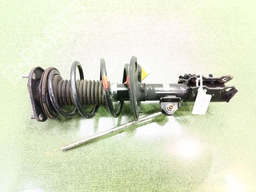 Left front shock absorber TOYOTA AURIS (_E15_) | BP32032681M16