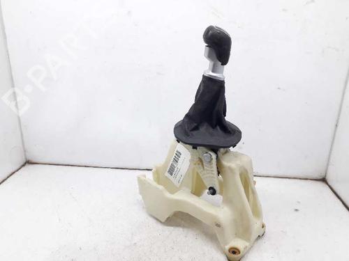 Used Gear lever KIA SPORTAGE III (SL) 1.7 CRDi (116 hp) 7421999