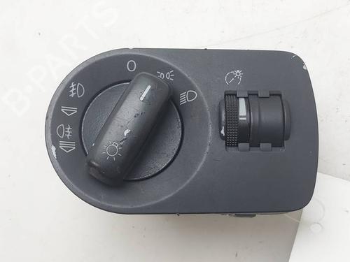 Used Headlight switch Headlight switch 39078391 39078391