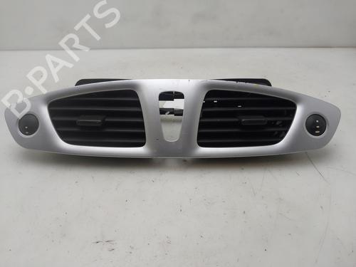 Used Air vent Air vent 37156577 37156577