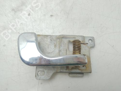 Maniglia interna posteriore destra MITSUBISHI PAJERO II (V3_W, V2_W, V4_W, V5_W) 2.8 TD (V46W, V26W) (125 hp) 28208240