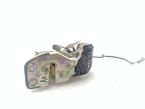 Høyre bak lås HONDA CR-V I (RD) 2.0 16V 4WD (RD1, RD3) (128 hp) 30467128