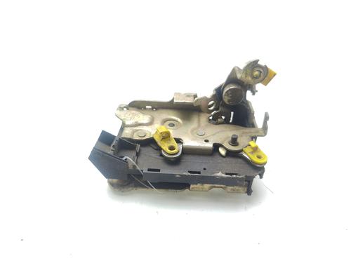 Used Front left lock RENAULT RAPID Box Body/MPV (F40_, G40_) 1.4 (F402) (58 hp) 29063519