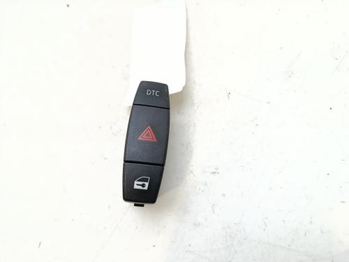 warning-switch-bmw-1-e87-2003-2004-2005-2006-2007-2008-2009-2010-2011-2012-2013-36648529 main image