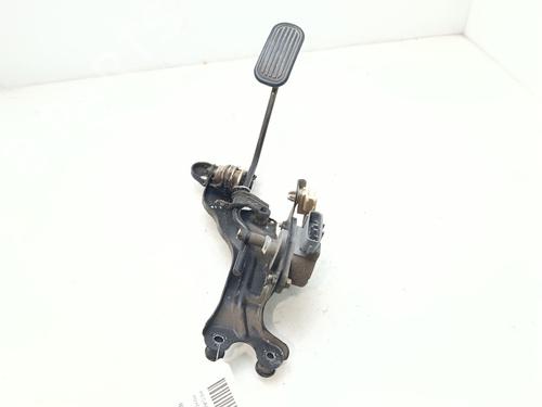 Used Break pedal Break pedal TOYOTA COROLLA Liftback (_E11_) 2.0 D-4D (CDE110_, CDE110R) (90 hp) 36275686 36275686