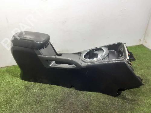 Armrest / Center console KIA SPORTAGE III (SL) 1.7 CRDi | BP7153275I20 