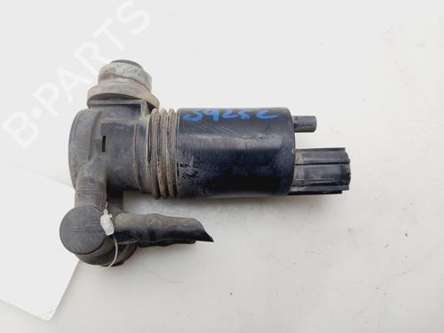 Used Washer pump FORD FIESTA VI (CB1, CCN) [2008-2026]  32696061