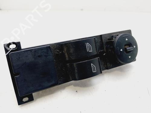 Pulsantiera anteriore sinistra FORD FOCUS C-MAX (DM2) [2003-2007]  30475981