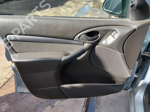 Front left lock FORD FOCUS I (DAW, DBW) 1.8 TDCi | BP32403575C98 