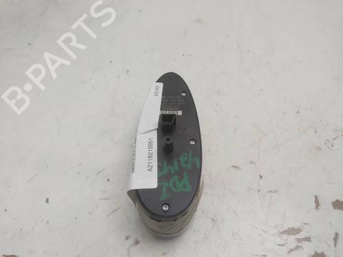 Left front window switch MERCEDES-BENZ E-CLASS (W211) E 270 CDI (211.016) | BP39652973I27 - Image 2