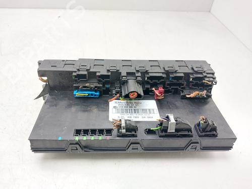 Used Fuse box Fuse box MERCEDES-BENZ C-CLASS T-Model (S203) C 200 CDI (203.207) (122 hp) 33605227 33605227