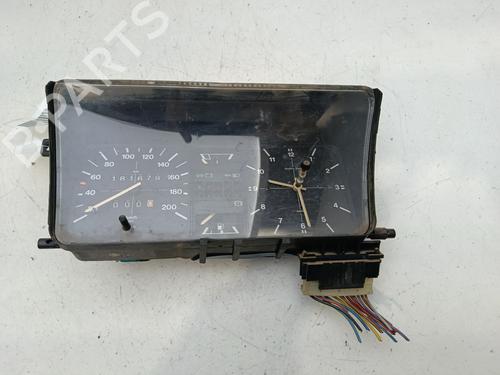 Used Instrument cluster Instrument cluster VW POLO Coupe (86C, 80) 1.3 Cat (55 hp) 34366015 34366015