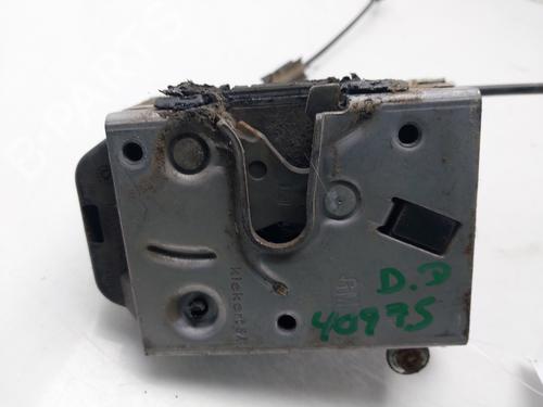 Used Front right lock OPEL CORSA C (X01) [2000-2009]  32410305