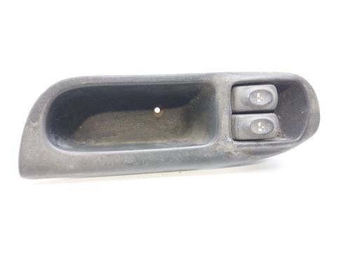 Interrupteur de vitre avant gauche RENAULT SCÉNIC I MPV (JA0/1_, FA0_) 2.0 16V RX4 (139 hp) 13360856