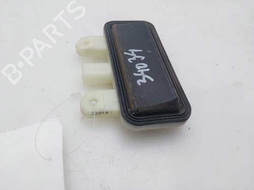 Used Tailgate handle MERCEDES-BENZ E-CLASS Coupe (C207) E 350 BlueTEC / d (207.326) (258 hp) 18095169