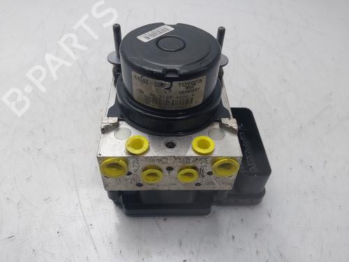 Used ABS pump ABS pump TOYOTA YARIS (_P13_) [2010-2020] 33954808 33954808