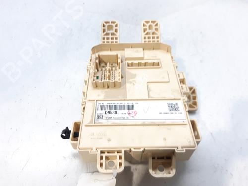 Used Fuse box KIA SPORTAGE IV (QL, QLE) 1.7 CRDi (116 hp) 8367598