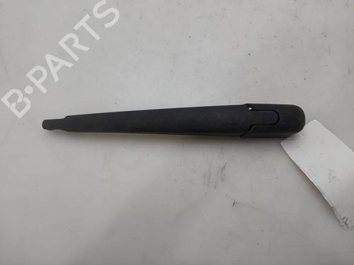 Used Rear windshield wiper arm Rear windshield wiper arm 39236759 39236759