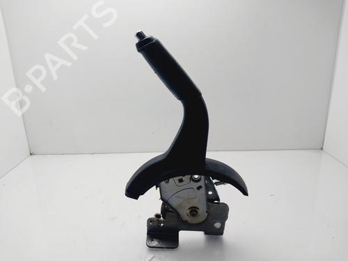 Frein à main MITSUBISHI LANCER VIII Sportback (CX_A) 2.0 DI-D (CX8A) (140 hp) 31878245