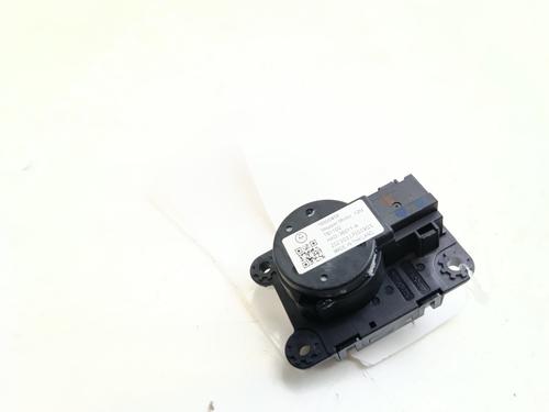 Used Fuel door actuator PEUGEOT 208 II (UB_, UP_, UW_, UJ_) [2019-2025]  28373690