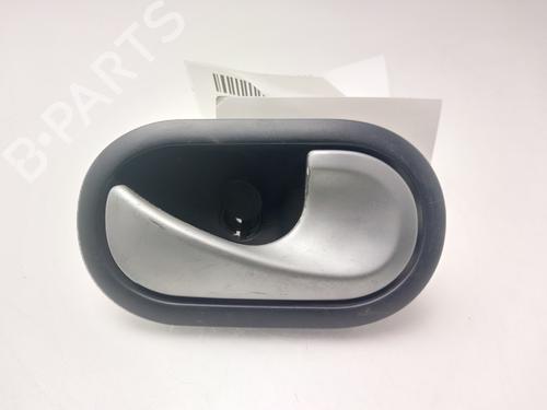 hyre-foran-invendig-handtak-renault-twingo-ii-cn0_-2007-32071647 main image