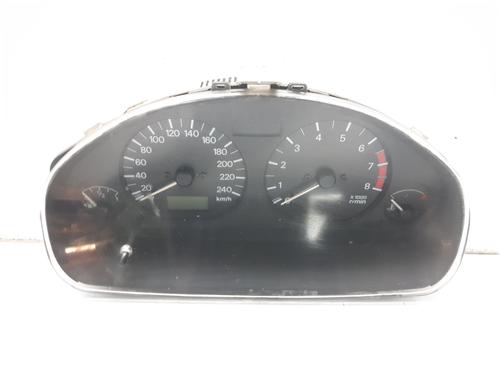 Kombinert Instrument MITSUBISHI CARISMA Saloon (DA_) 1.6 (DA1A) (99 hp) 8525597