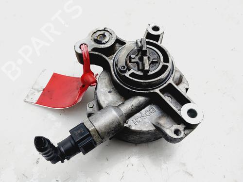 Used Vacuum pump PEUGEOT 307 CC (3B) 2.0 16V (136 hp) 19538381