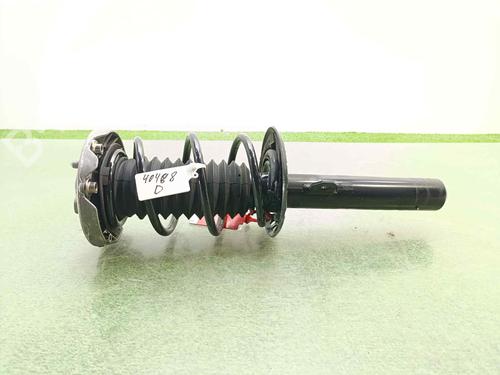 Højre fortil støddæmper Højre fortil støddæmper BMW 1 (F40) 116 d (116 hp) 33832828 33832828