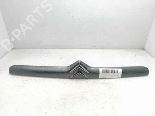 Used Tailgate handle Tailgate handle CITROËN XSARA (N1) 1.6 16V (109 hp) 36013169 36013169
