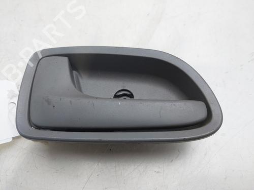 Venstre bagtil invendig håndtag KIA RIO I Hatchback (DC) 1.3 (82 hp) 17719294