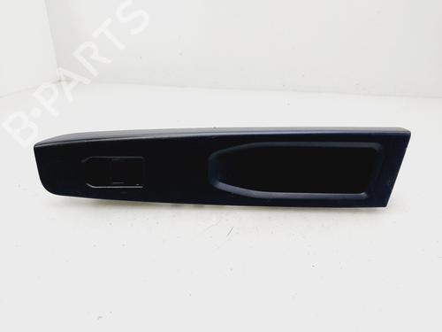 Used Left rear window switch TOYOTA YARIS (_P13_) [2010-2020]  30506667