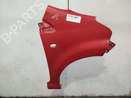 Guarda-lamas direito Guarda-lamas direito TOYOTA AYGO (_B1_) 1.0 (KGB10_, KGB10R) (68 hp) 35929609 35929609