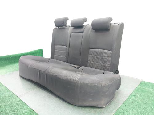 Rear seat TOYOTA AVENSIS Saloon (_T27_) 2.0 D-4D (ADT270_, ADT270R) | BP29631805C17 