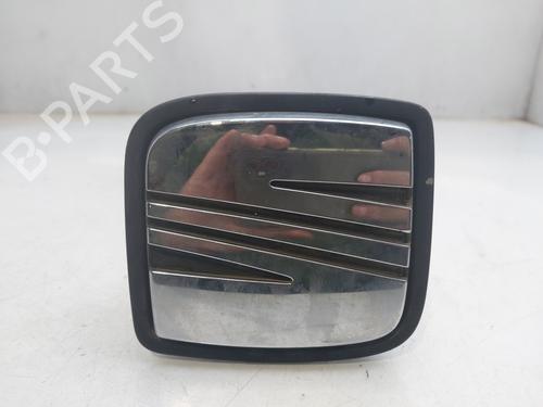 Used Tailgate handle SEAT IBIZA II (6K1) 1.4 i (60 hp) 17518777