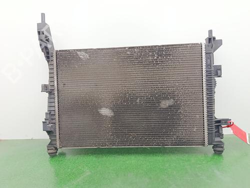Used Water radiator Water radiator FORD FOCUS III [2010-2020] 32411132 32411132