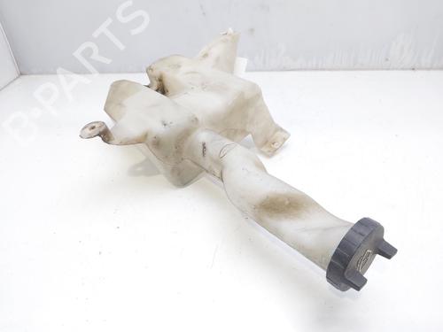 Used Windscreen washer tank FORD MONDEO III (B5Y) 2.0 16V TDDi / TDCi (115 hp) 13026047