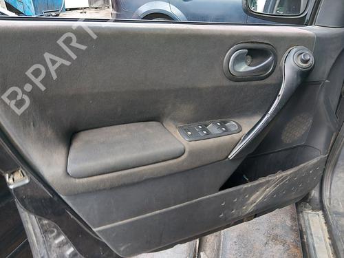 Lamp holder RENAULT MEGANE II Estate (KM0/1_) 2.0 | BP30738200L10