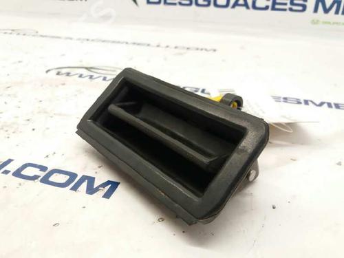 Used Tailgate handle KIA RIO II (JB) 1.4 16V (97 hp) 2858421
