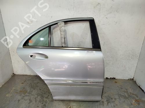 Used Right rear door MERCEDES-BENZ C-CLASS (W203) [2000-2007]  23980178