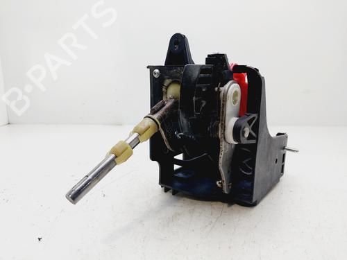 Used Gear lever RENAULT SCÉNIC II (JM0/1_) 1.6 16V (JM1R) (112 hp) 30588856