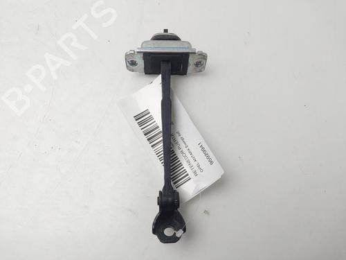 Dørhængsel/Dørbegrænser OPEL ANTARA A (L07) [2006-2017]  31877373