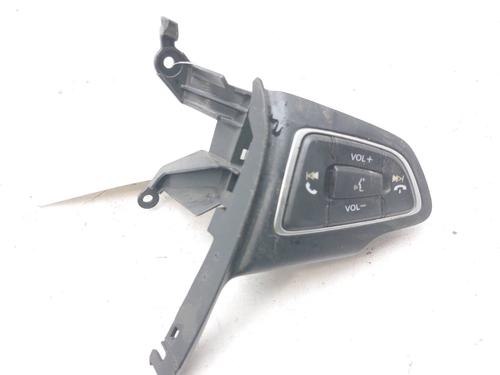 Used Switch FORD FOCUS III 1.5 TDCi (95 hp) 11861601