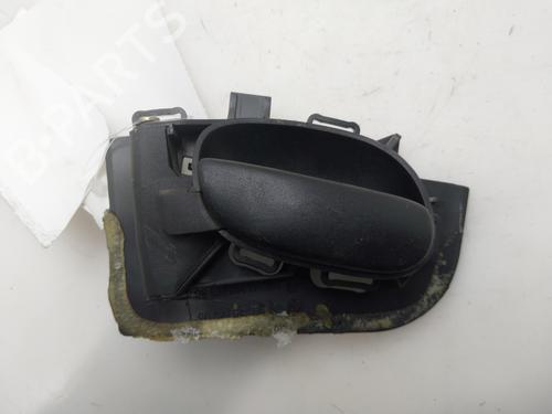 Used Front left interior door handle PEUGEOT 206 Hatchback (2A/C) [1998-2012]  32857597