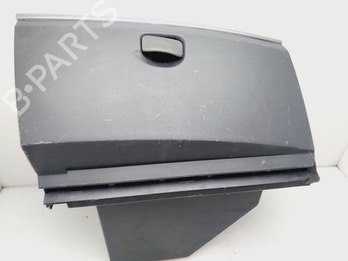 Used Glove box RENAULT MEGANE II (BM0/1_, CM0/1_) 2.0 16V (BM0U, CM0U) (135 hp) 28051854