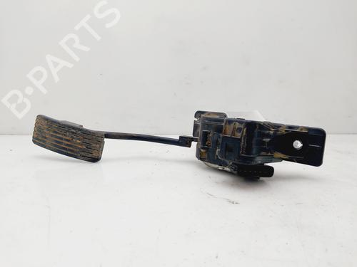Pedal MITSUBISHI L200 / TRITON (KA_T, KB_T) 2.5 DI-D 4WD (KB4T) (136 hp) 20319638