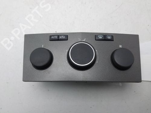 AC Styreenhet / Manøvreringsenhet OPEL ASTRA H GTC (A04) [2005-2010]  29395893