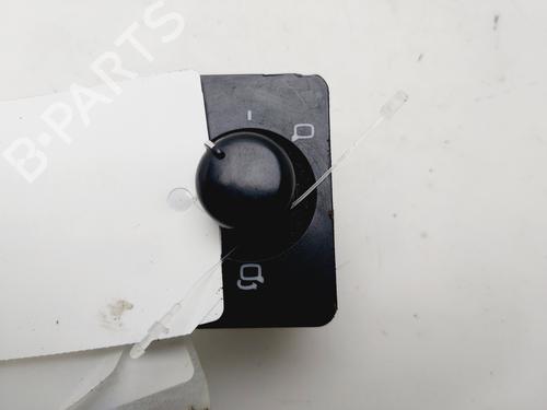 Mando retrovisor AUDI ALLROAD C5 (4BH) 2.5 TDI quattro (180 hp) 32712278