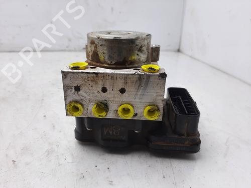 Used ABS pump TOYOTA HILUX VIII Pickup (_N1_) 2.4 D 4WD (GUN125_, GUN125R) (150 hp) 23265368