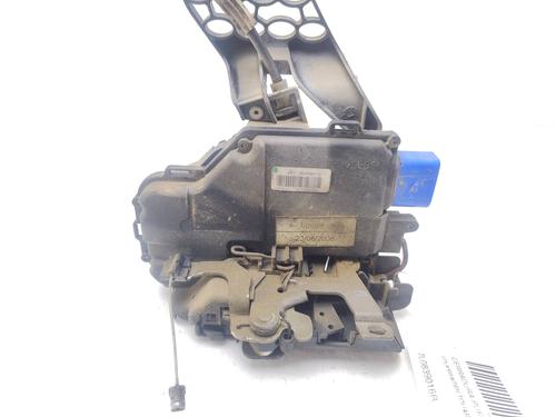 Højre bagtil lås VW TOUAREG (7LA, 7L6, 7L7) [2002-2013]  26646308